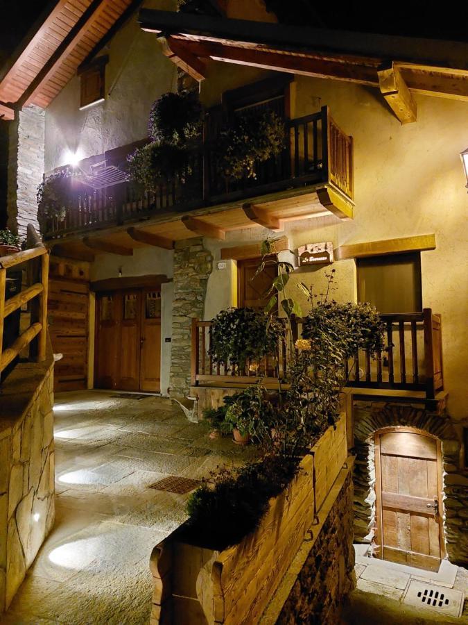 Appartamento Le Bourneau Aosta Exterior foto